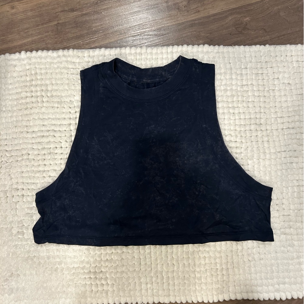 Lulu crop tank top